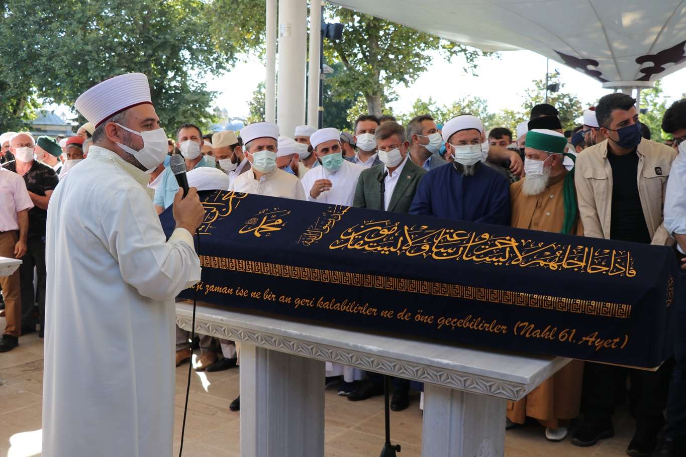 Nimetullah Hoca ebediyete uğurlandı Nimetullah Hoca ebediyete uğurlandı